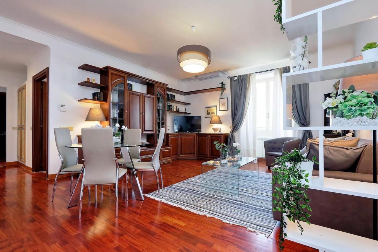 Colosseo Sunset Apartment ローマ エクステリア 写真